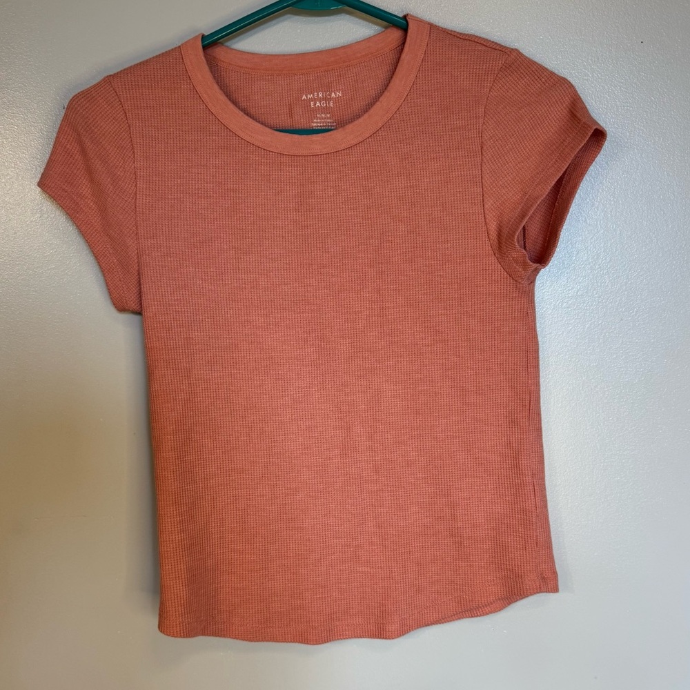 Women’s American Eagle Baby Tee - Picture 4 of 5